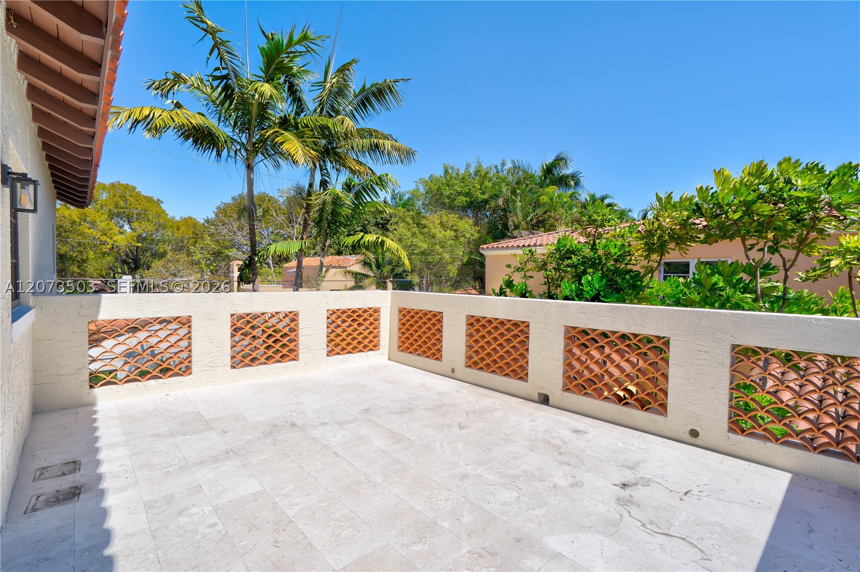 519 Alhambra Cir, Coral Gables FL 33134