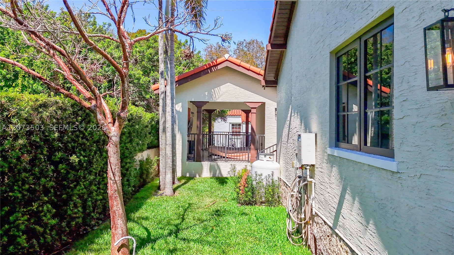 519 Alhambra Cir, Coral Gables FL 33134