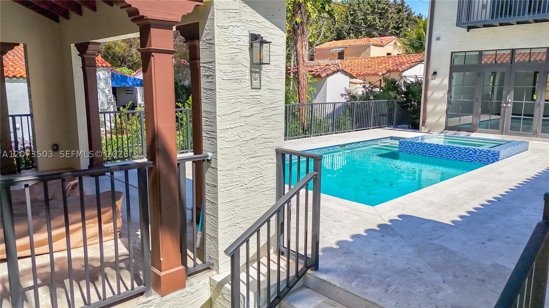 519 Alhambra Cir, Coral Gables FL 33134