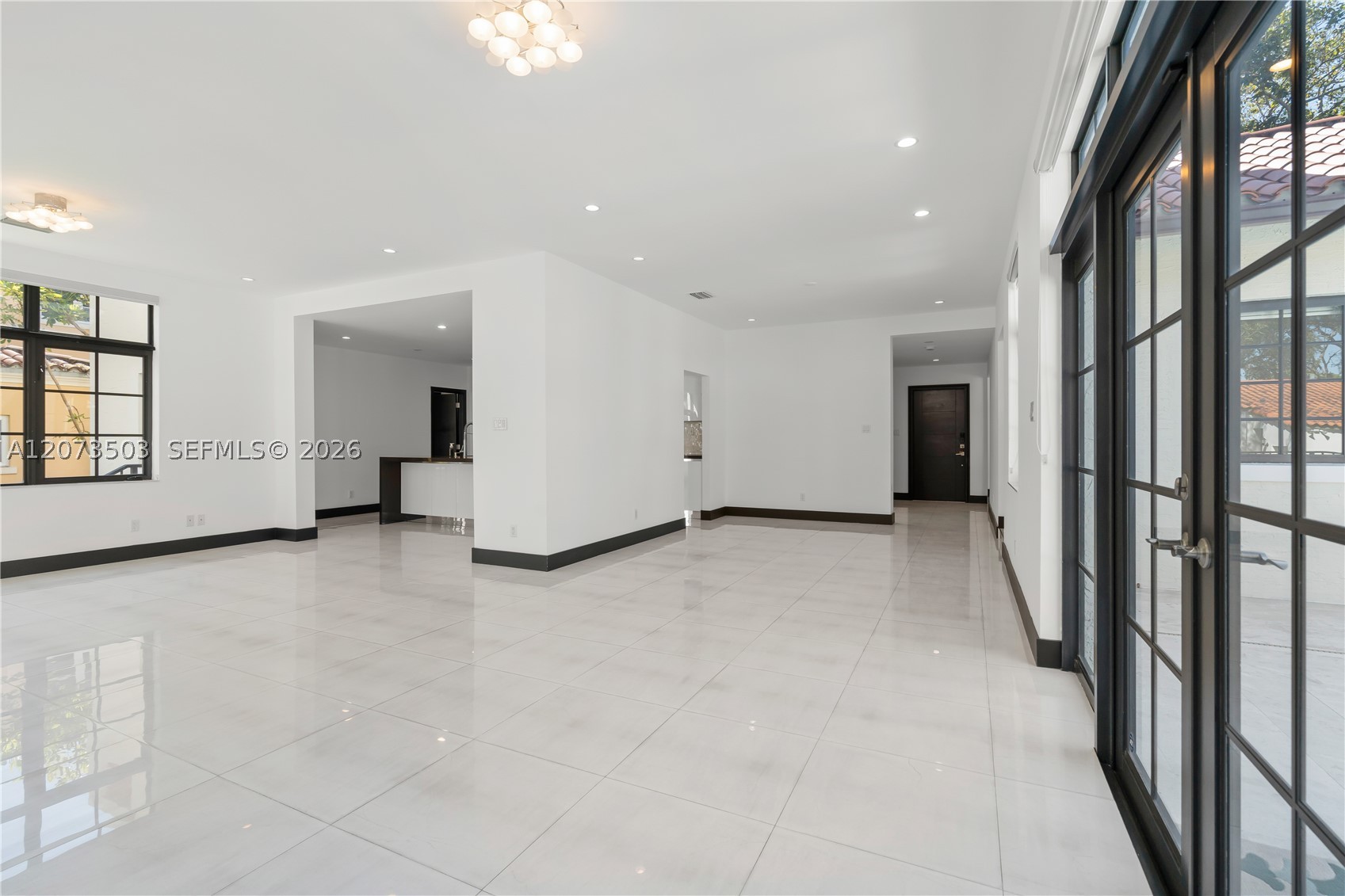 519 Alhambra Cir, Coral Gables FL 33134