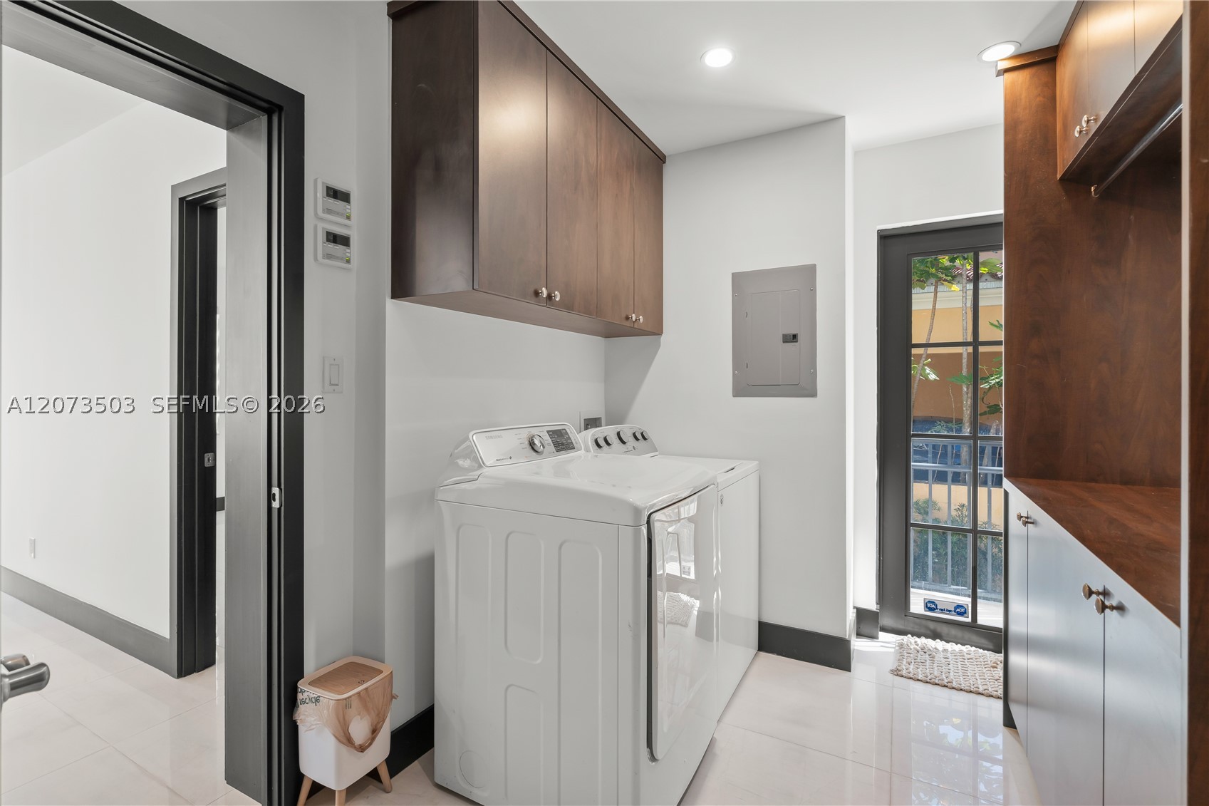 519 Alhambra Cir, Coral Gables FL 33134