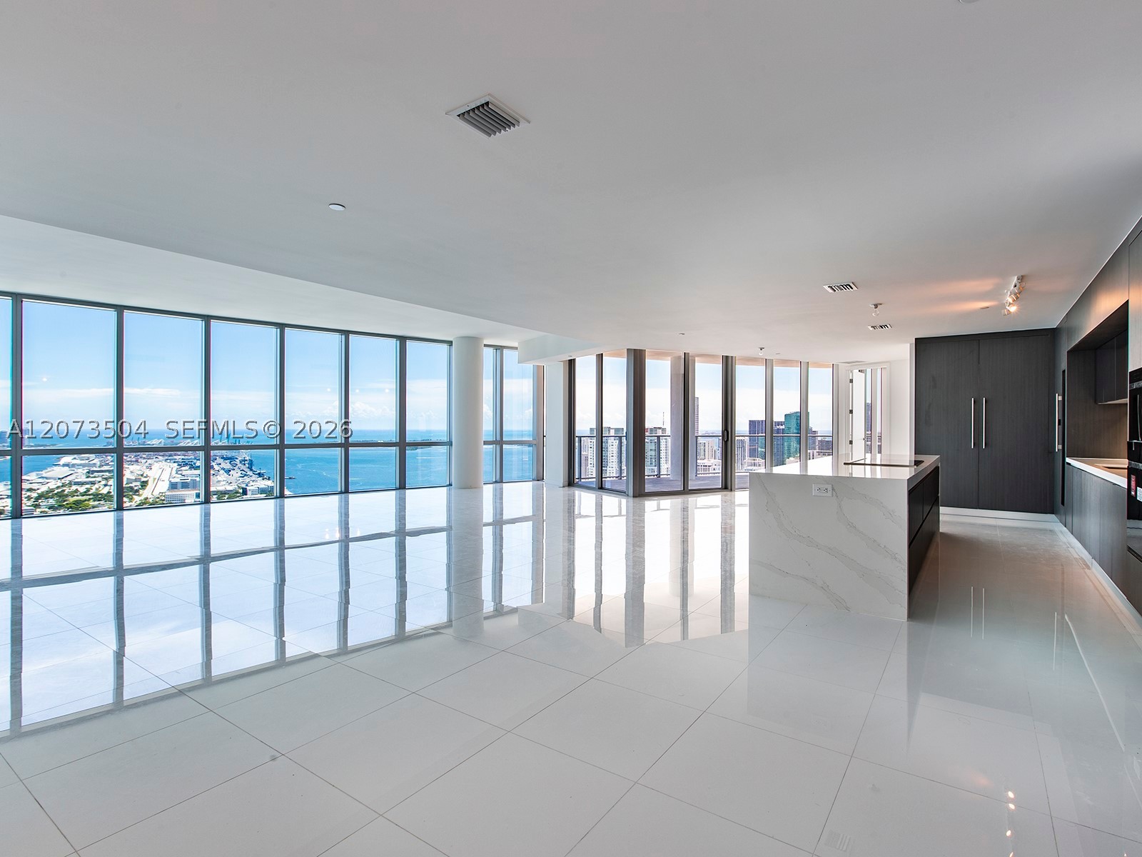 851 NE 1st Ave #PH5011, Miami FL 33132
