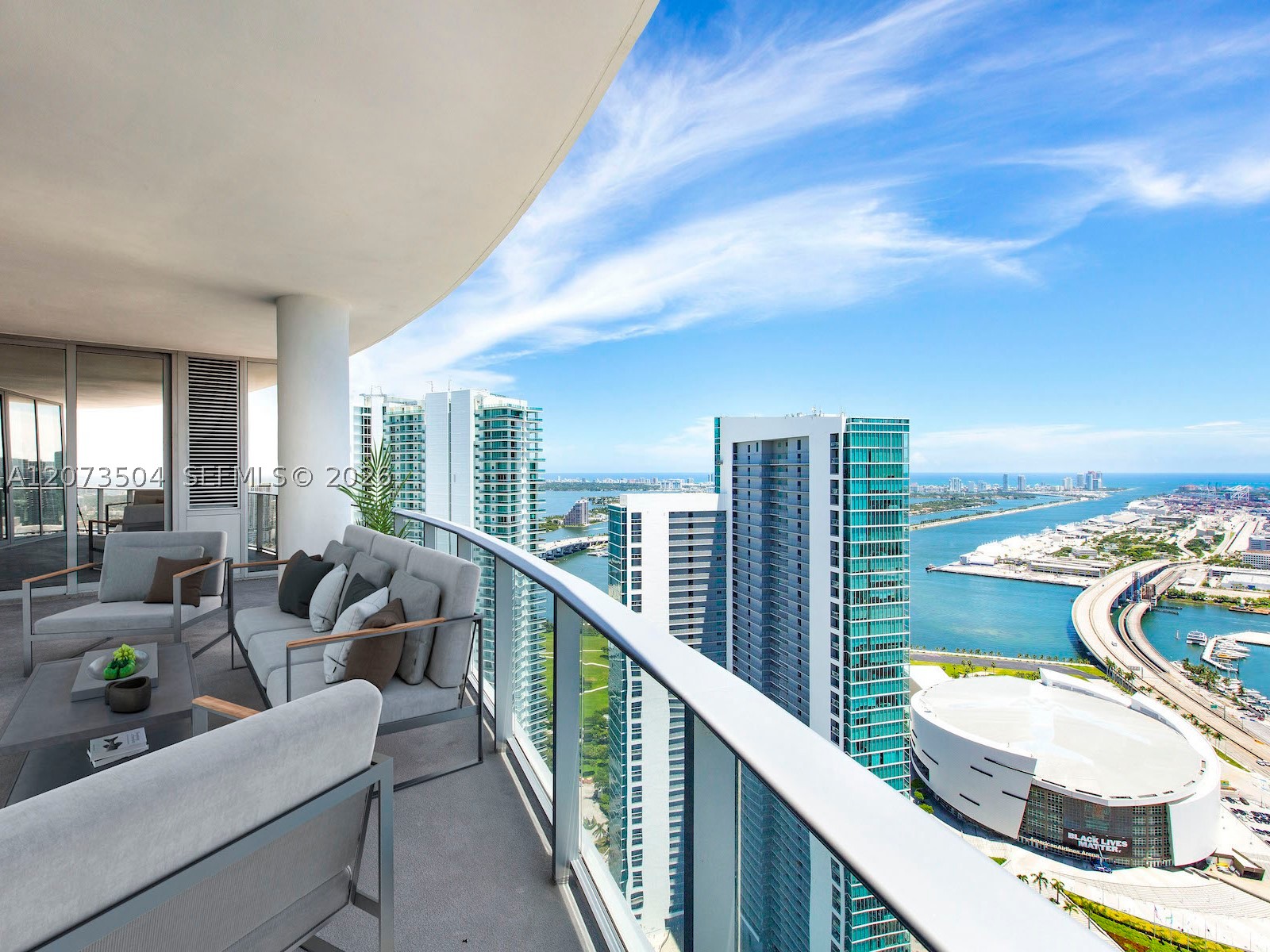 851 NE 1st Ave #PH5011, Miami FL 33132