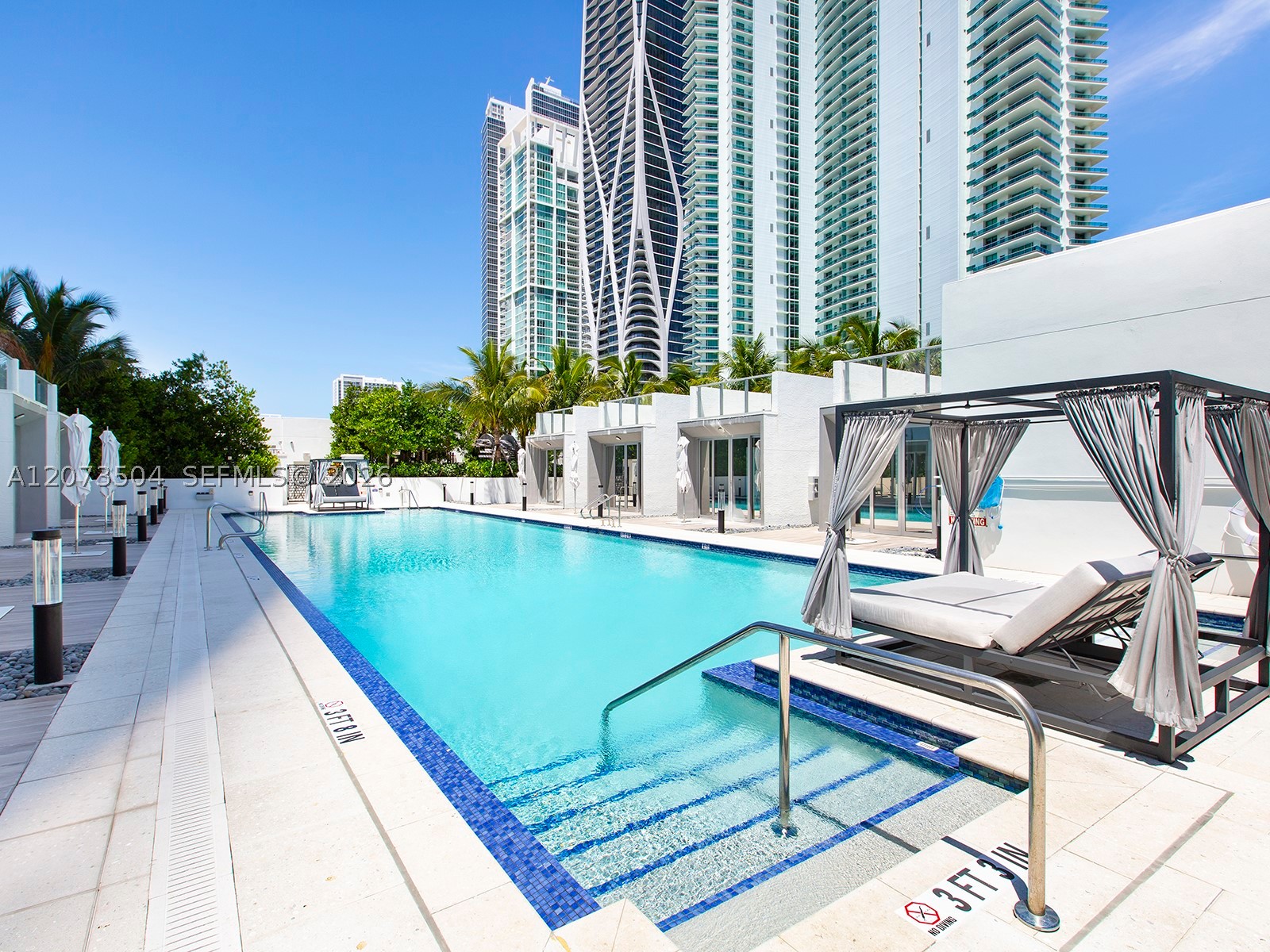 851 NE 1st Ave #PH5011, Miami FL 33132