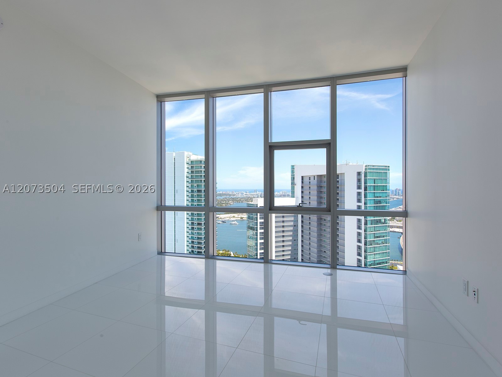 851 NE 1st Ave #PH5011, Miami FL 33132