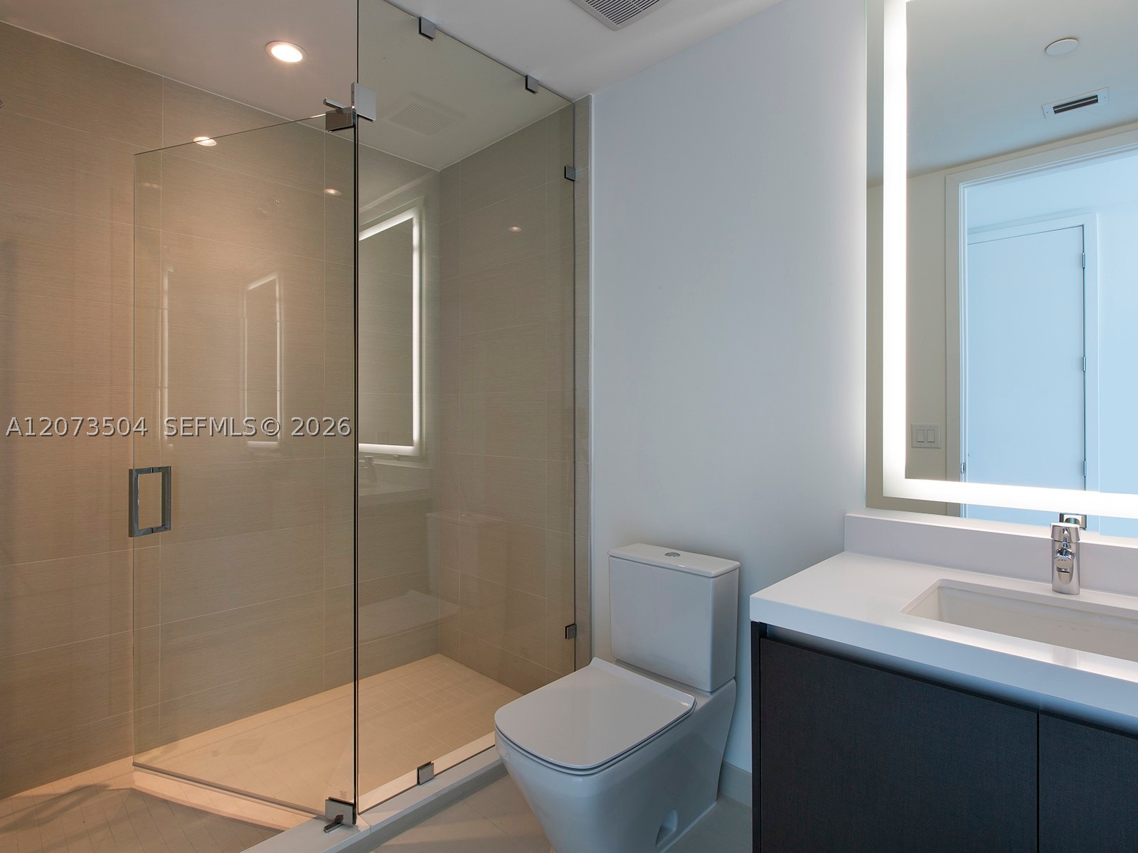 851 NE 1st Ave #PH5011, Miami FL 33132