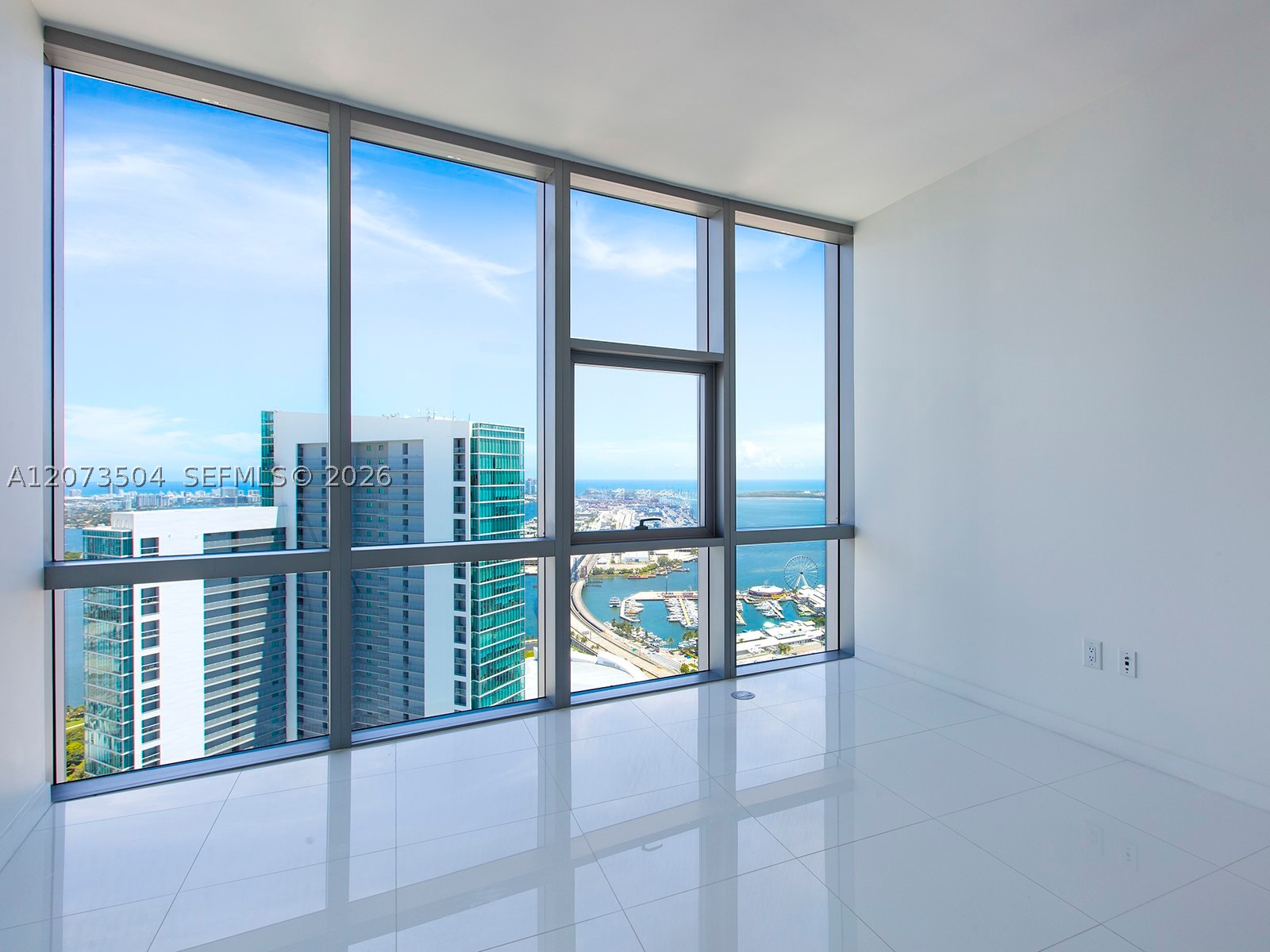 851 NE 1st Ave #PH5011, Miami FL 33132