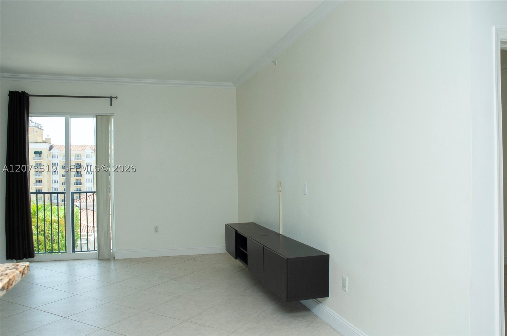 10 Aragon Ave #703, Coral Gables FL 33134