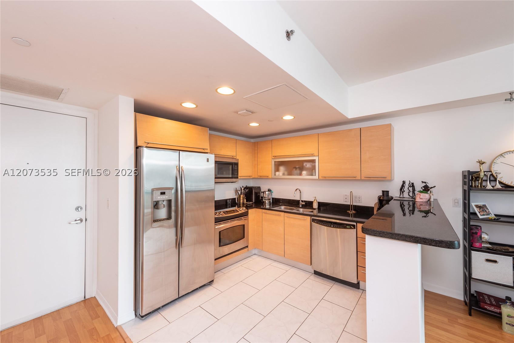 951 Brickell Ave #2709, Miami FL 33131