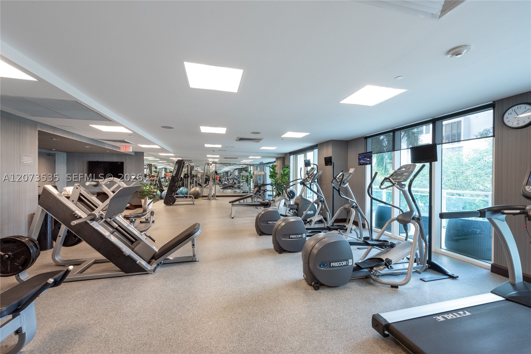 951 Brickell Ave #2709, Miami FL 33131