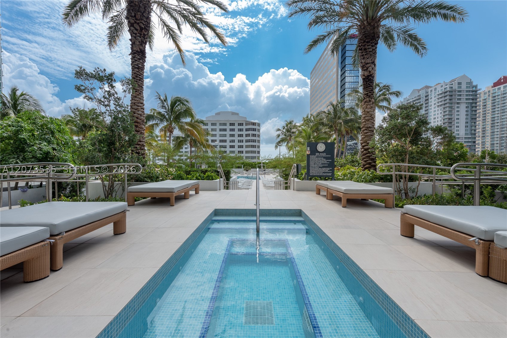 951 Brickell Ave #2709, Miami FL 33131