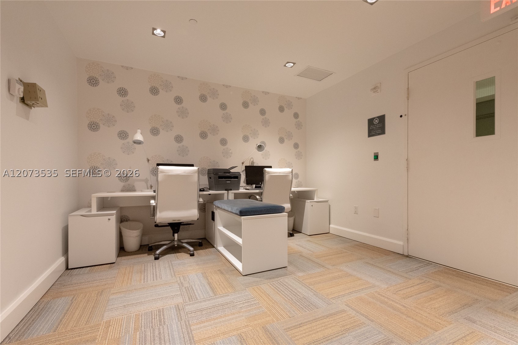 951 Brickell Ave #2709, Miami FL 33131
