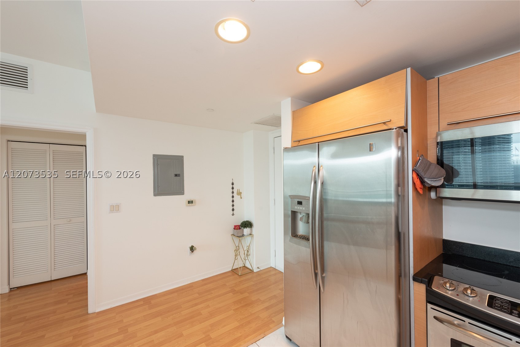 951 Brickell Ave #2709, Miami FL 33131
