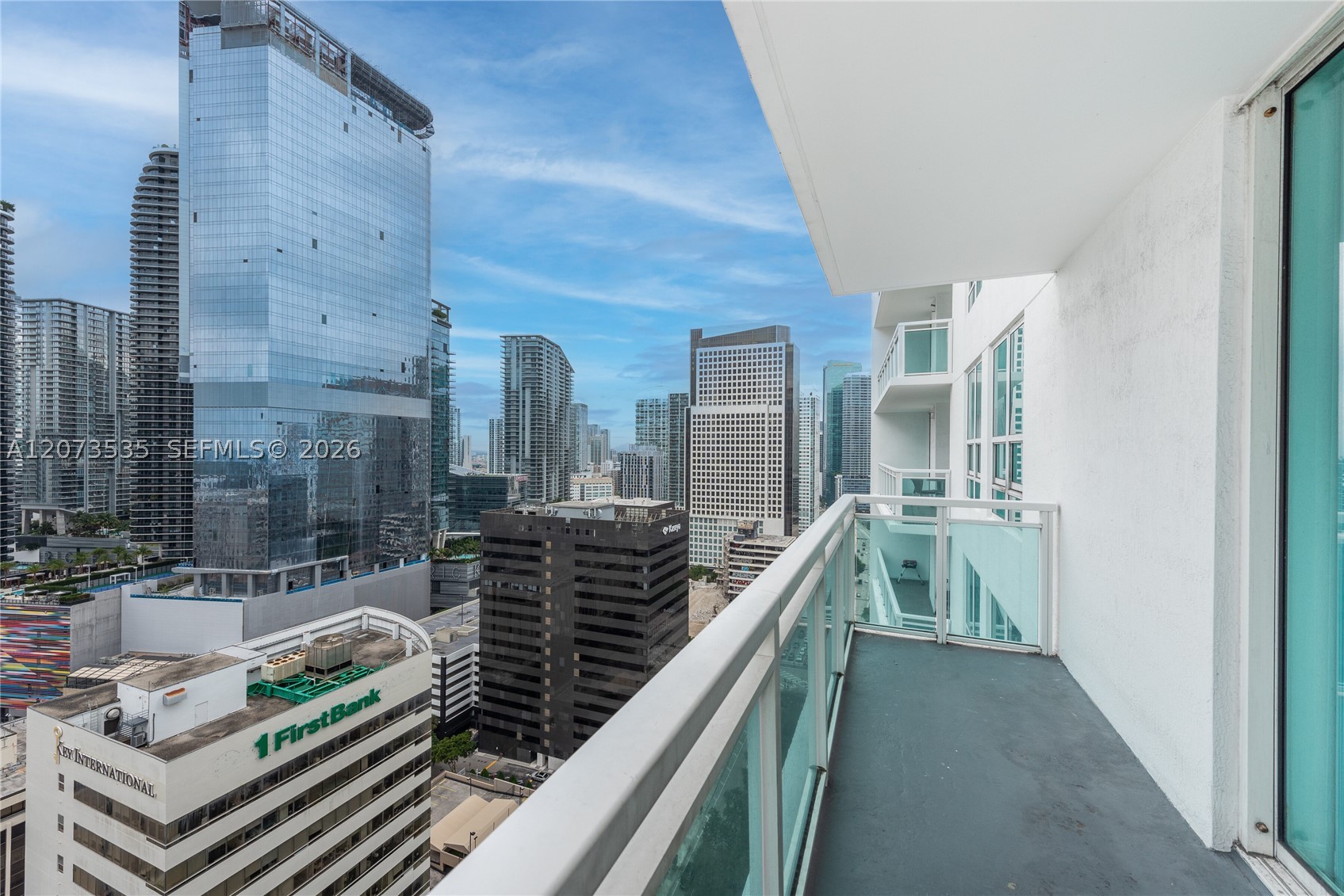 951 Brickell Ave #2709, Miami FL 33131