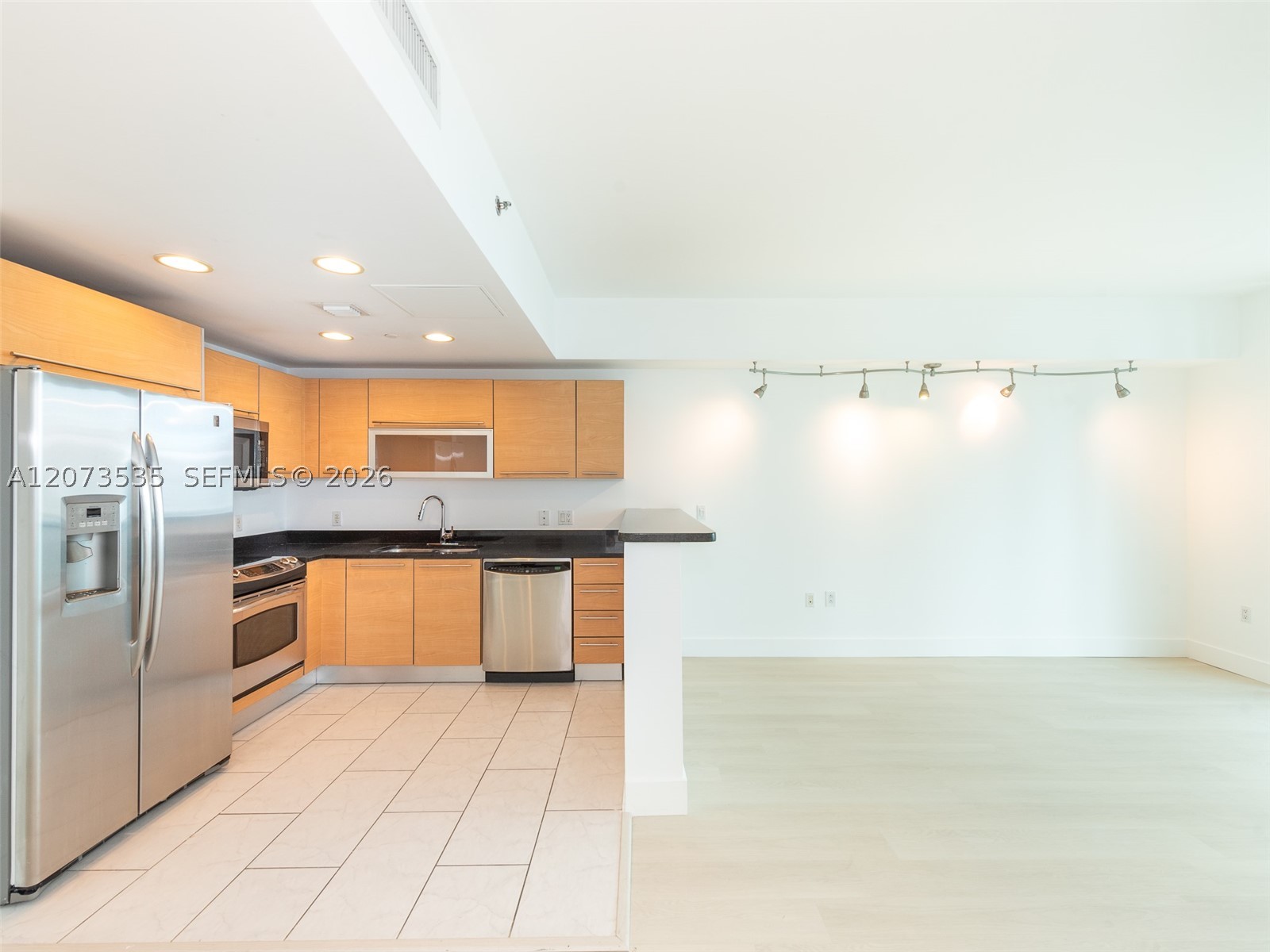951 Brickell Ave #2709, Miami FL 33131