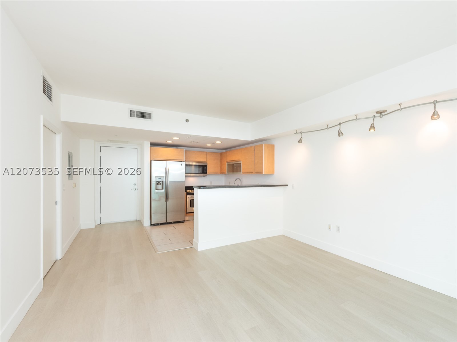 951 Brickell Ave #2709, Miami FL 33131
