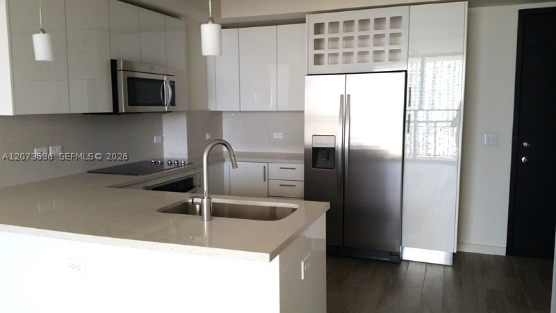 999 SW 1st Ave #2510, Miami FL 33130