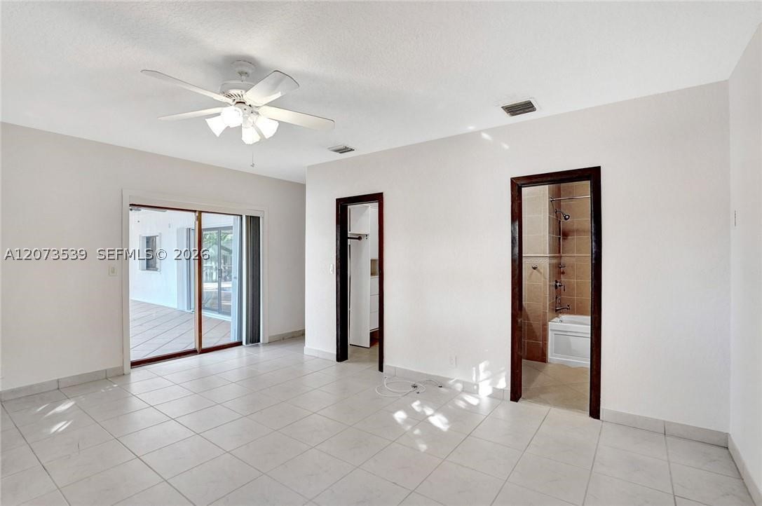 612 Hibiscus Dr, Hallandale Beach FL 33009