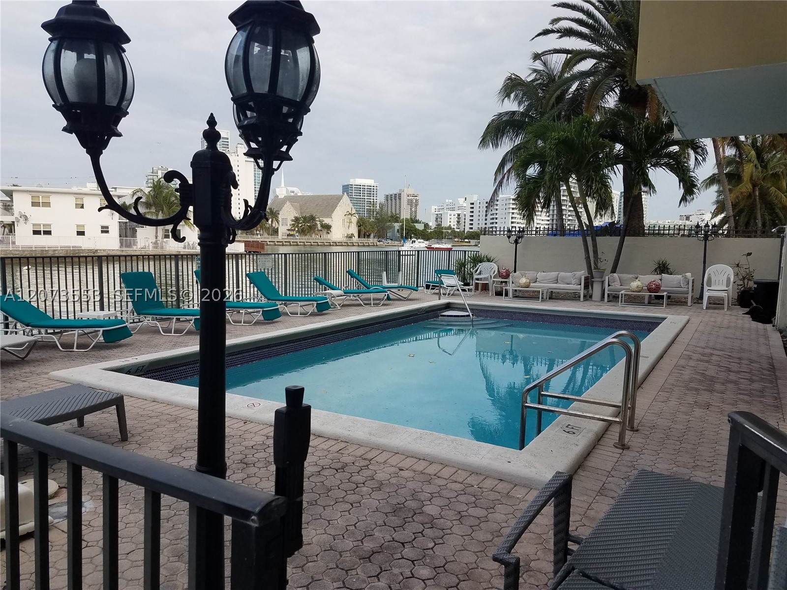 6937 Bay Dr #410, Miami Beach FL 33141
