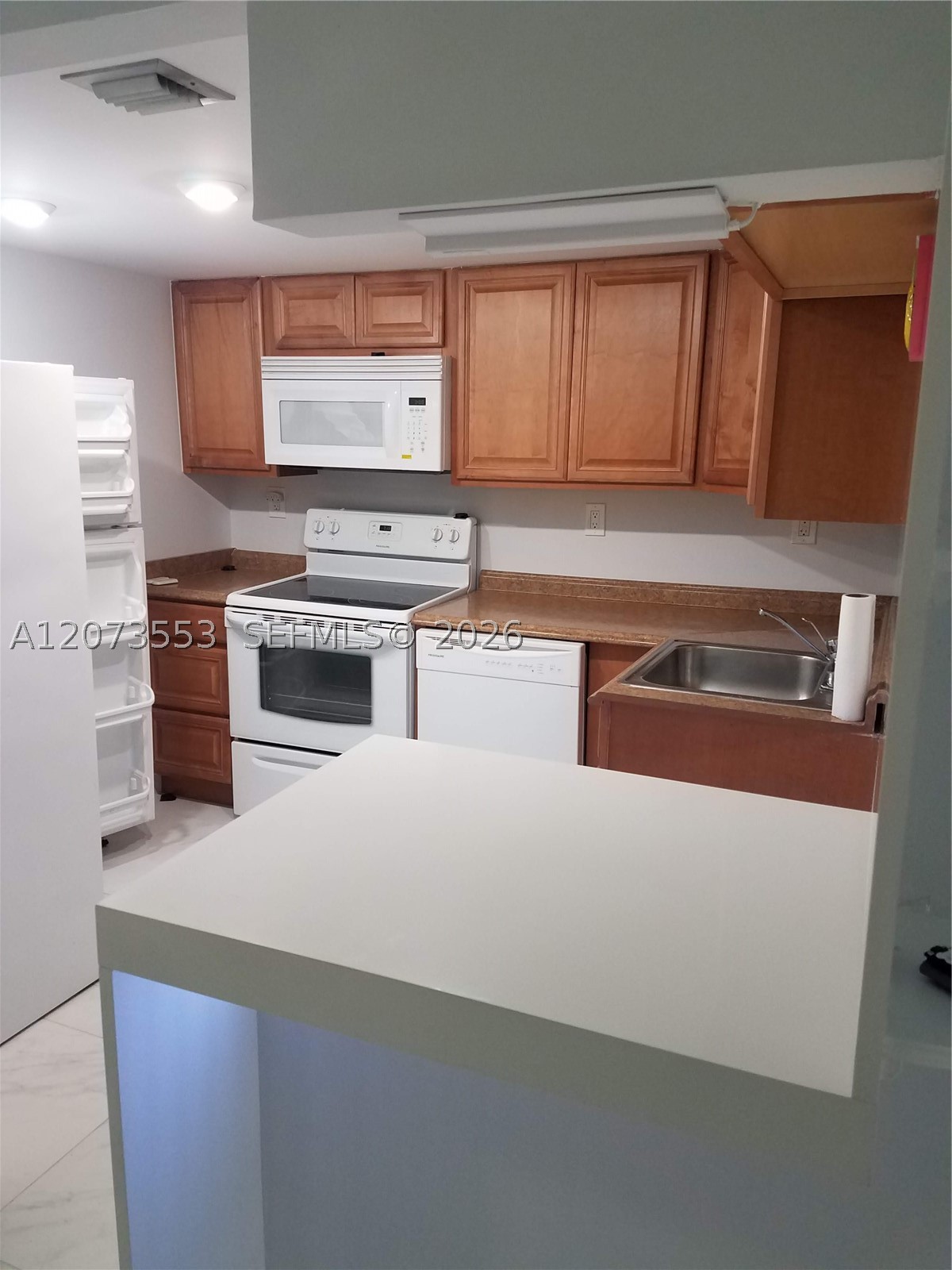 6937 Bay Dr #410, Miami Beach FL 33141