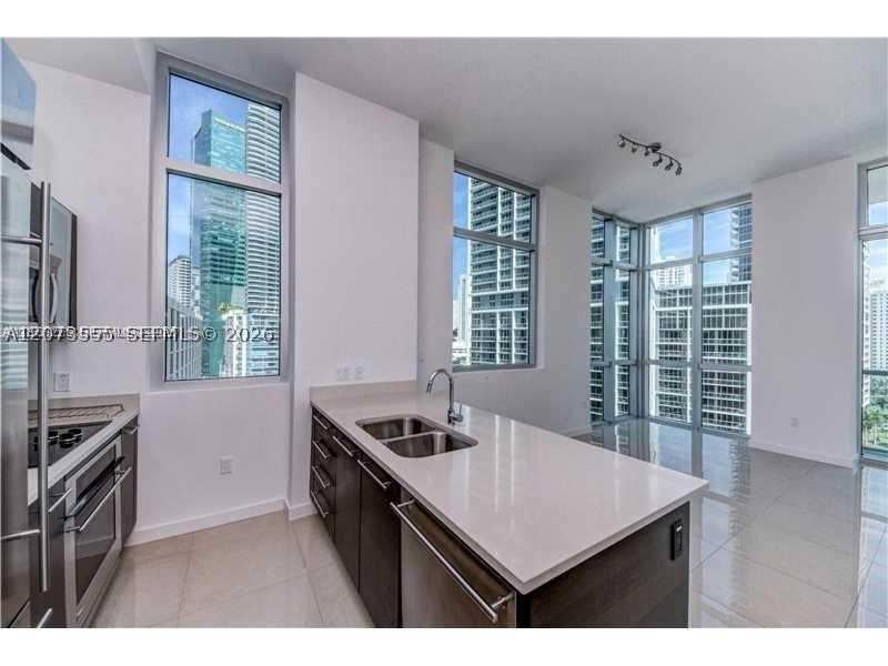 500 Brickell Ave #1101, Miami FL 33131