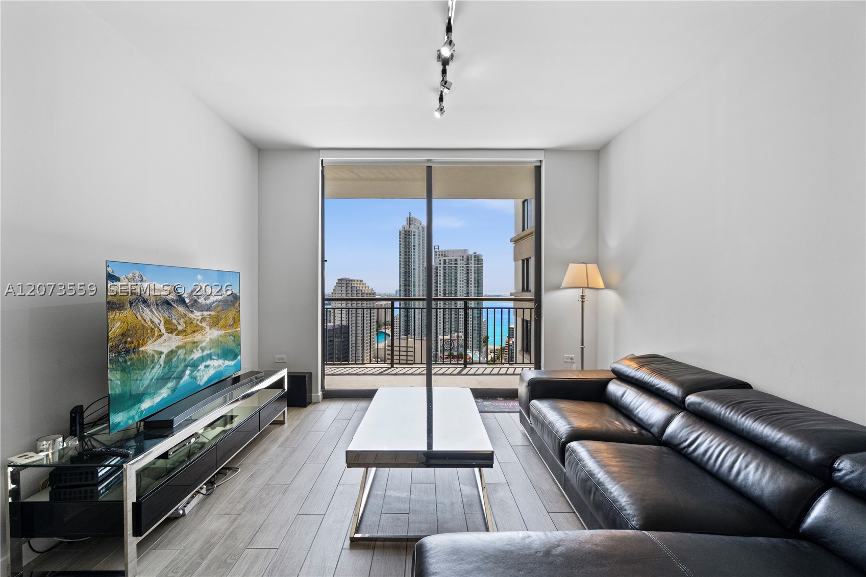 999 SW 1st Ave #3307, Miami FL 33130