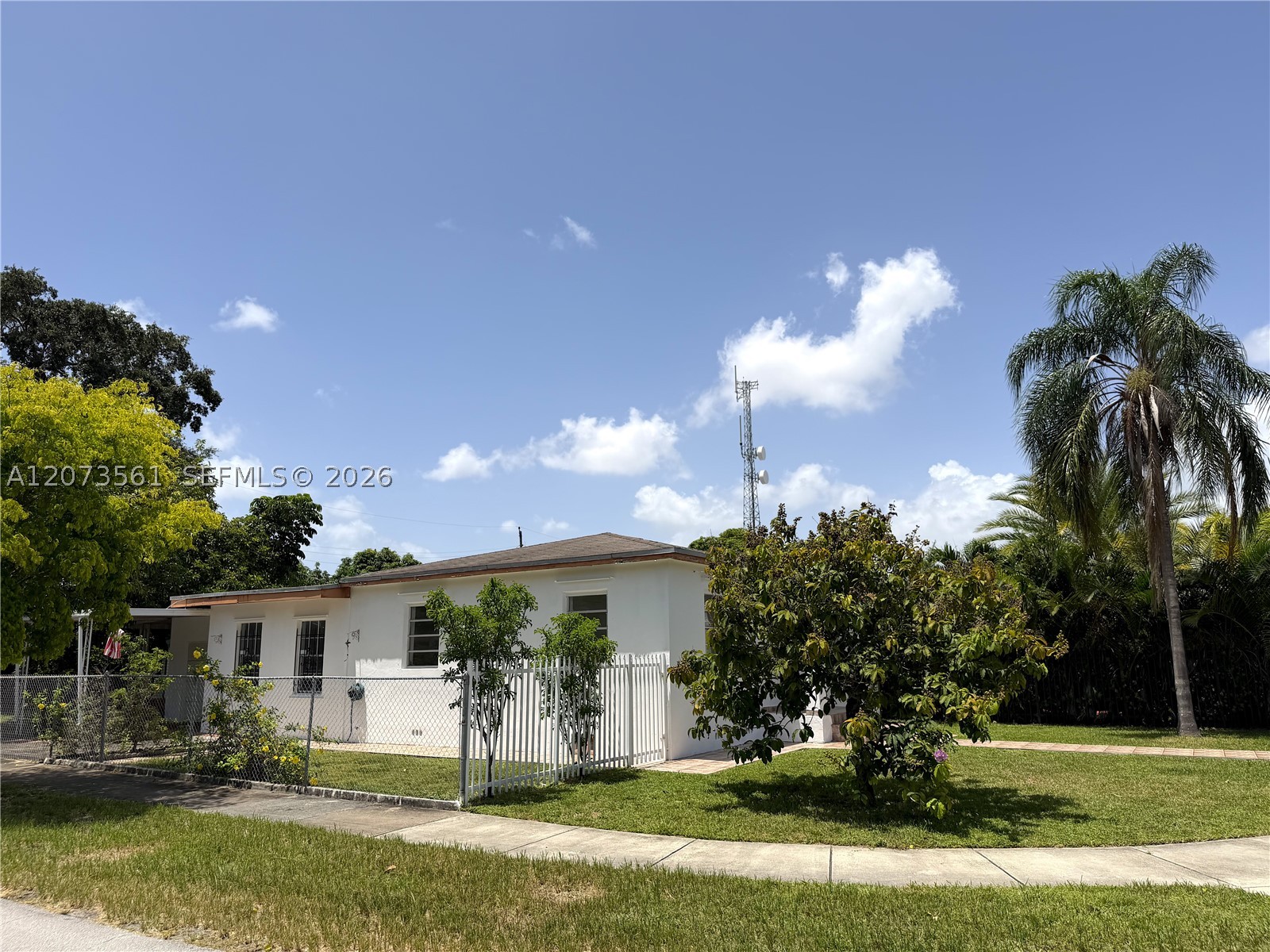 120 SW 59th Ave, Miami FL 33144