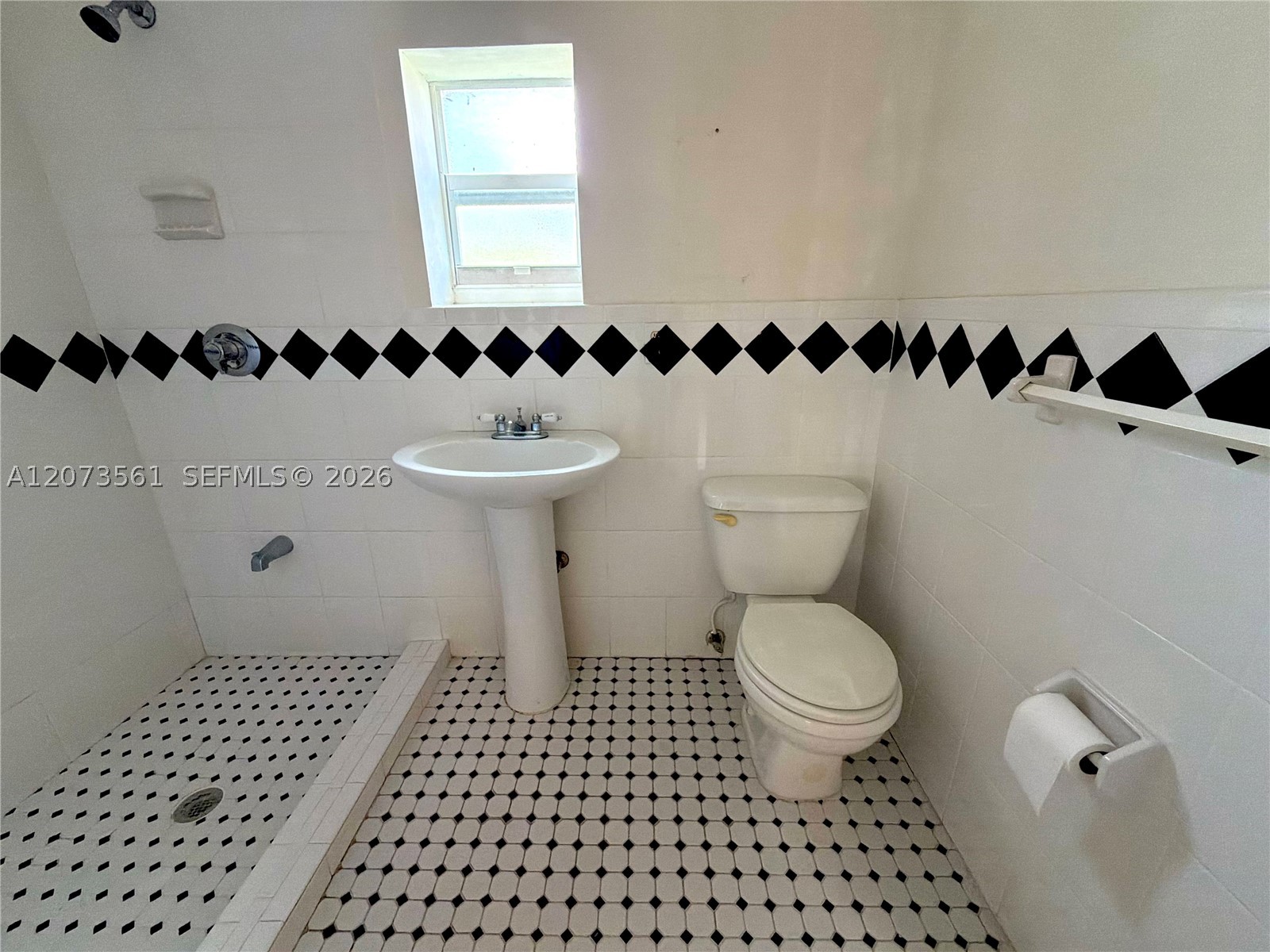 120 SW 59th Ave, Miami FL 33144