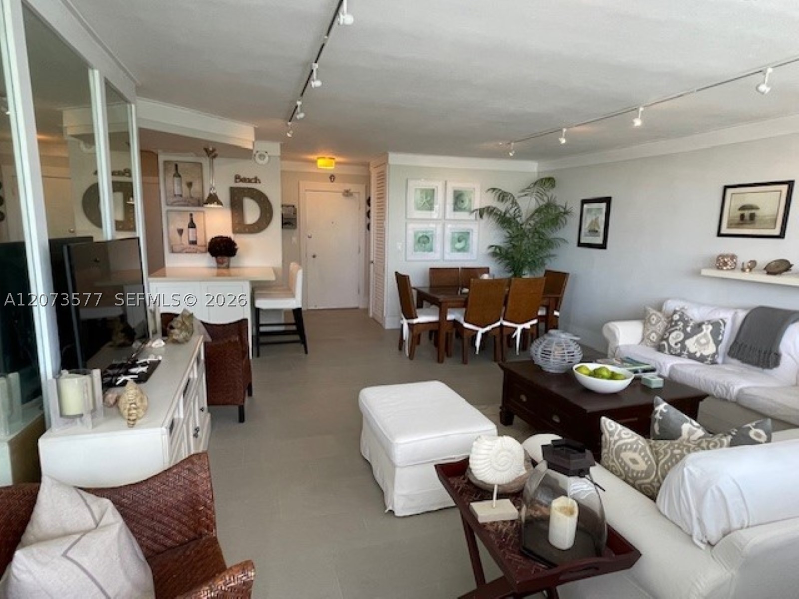 Miami Beach FL 33140 - A12073577