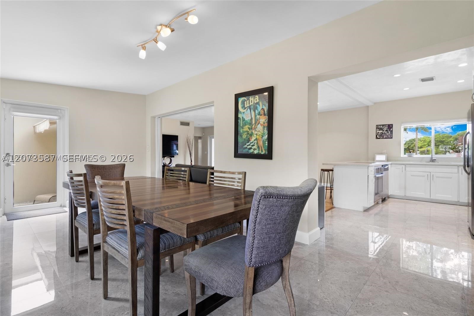 535 SW 39th Ave, Miami FL 33134