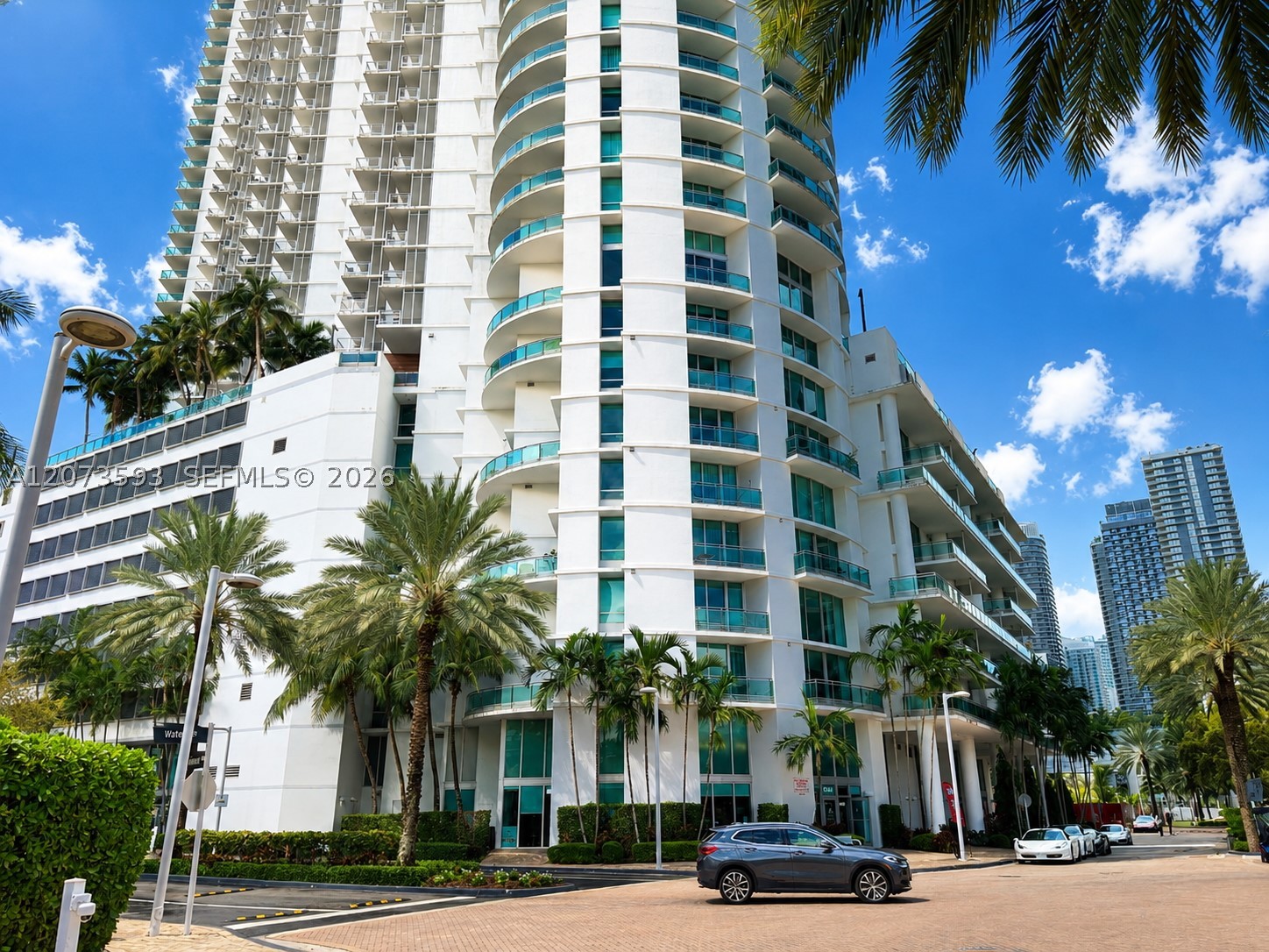 350 S Miami Ave #2215, Miami FL 33130