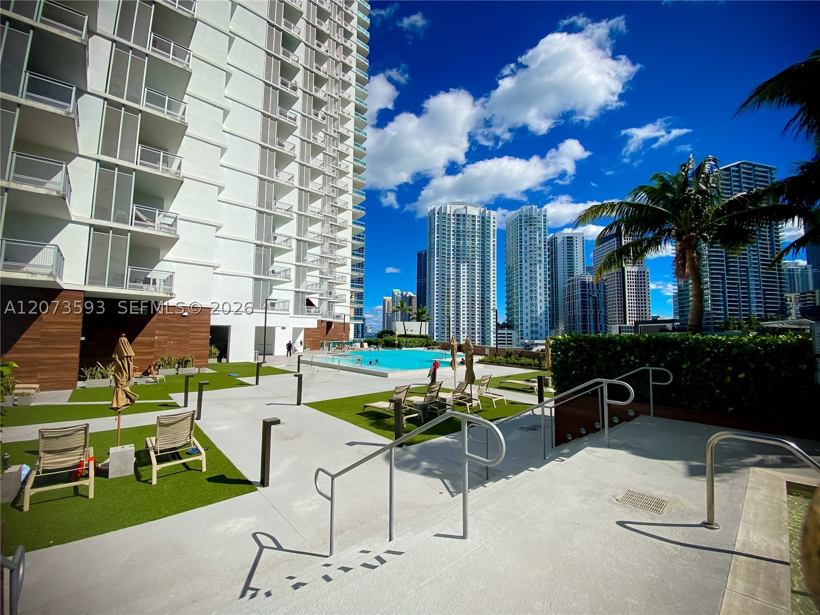 350 S Miami Ave #2215, Miami FL 33130