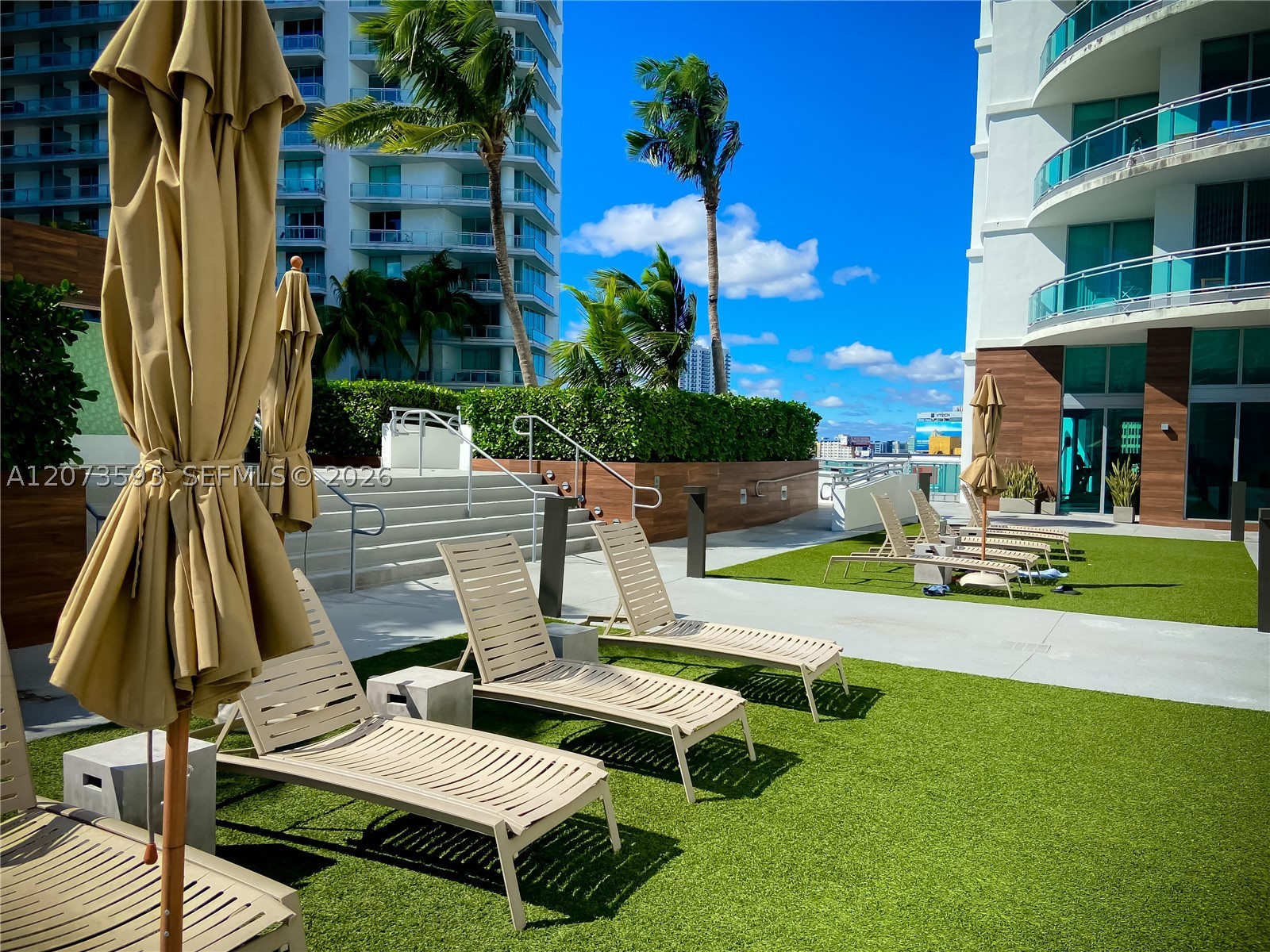 350 S Miami Ave #2215, Miami FL 33130