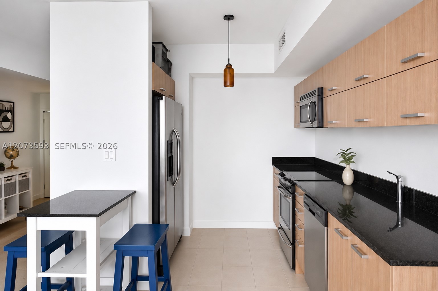 350 S Miami Ave #2215, Miami FL 33130