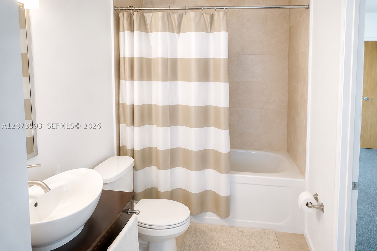 350 S Miami Ave #2215, Miami FL 33130