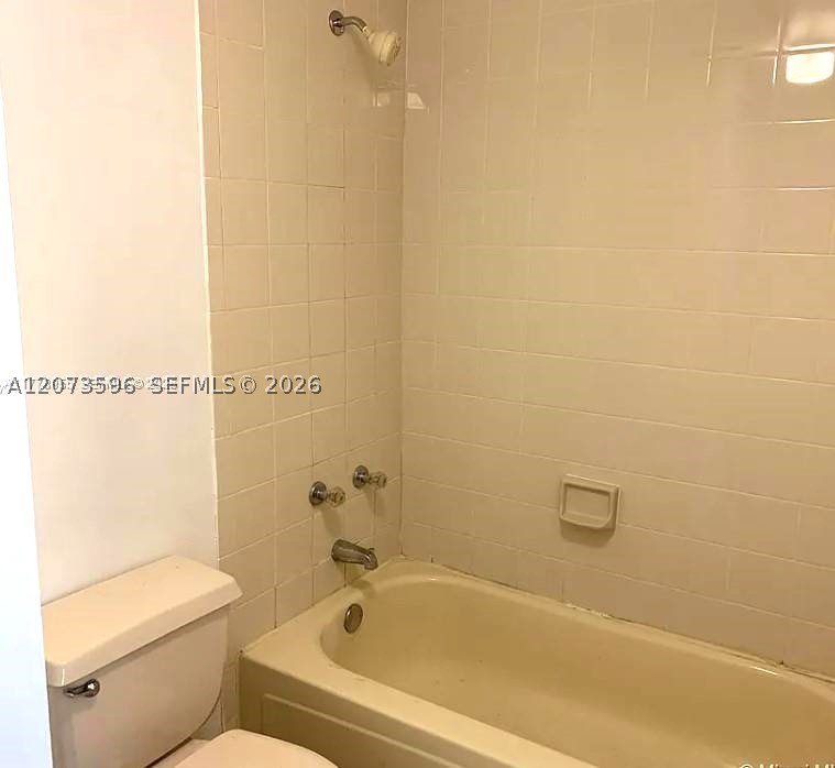 8670 SW 212th St #105, Cutler Bay FL 33189