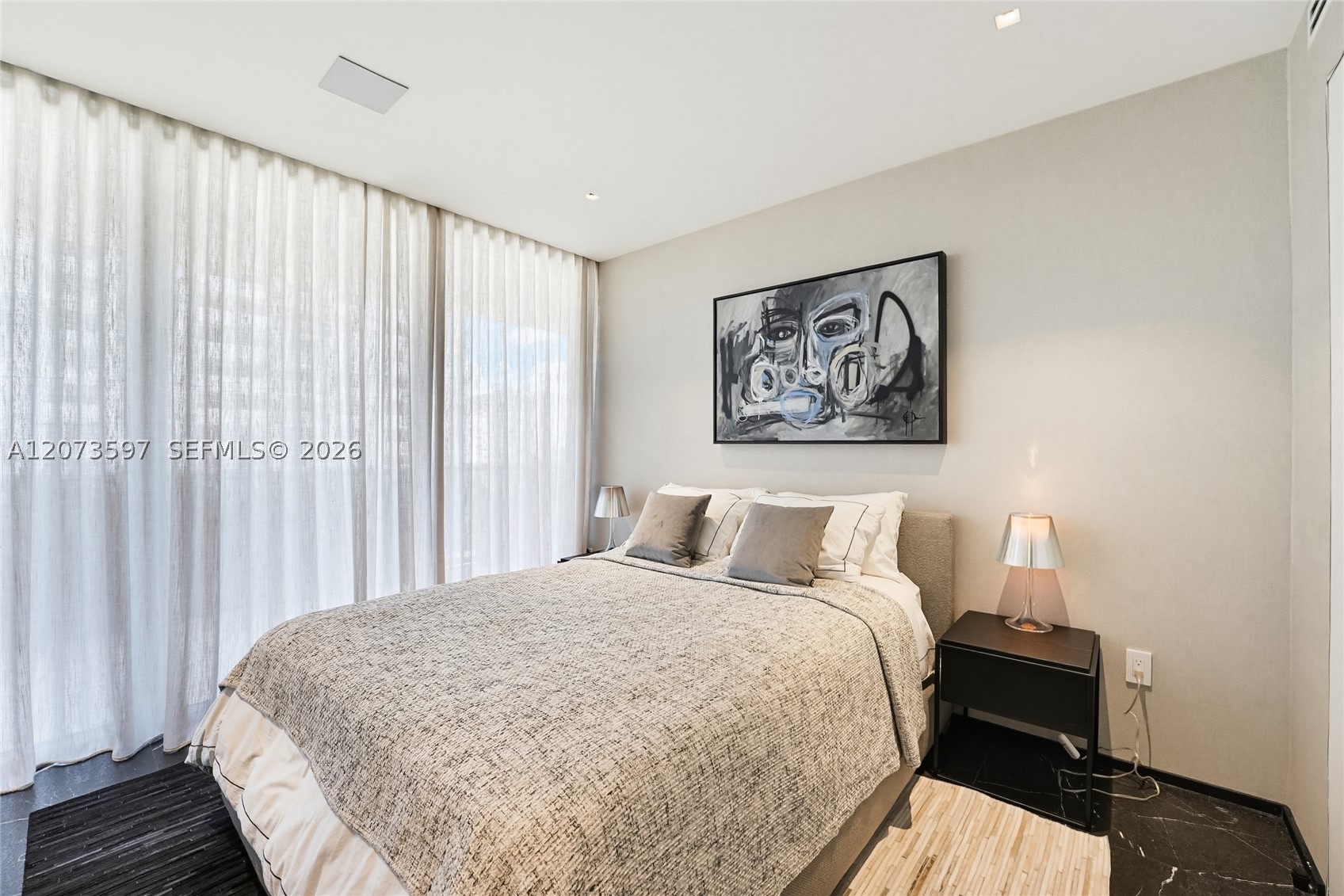 5875 Collins Ave #902, Miami Beach FL 33140