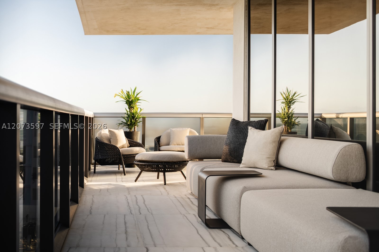 5875 Collins Ave #902, Miami Beach FL 33140
