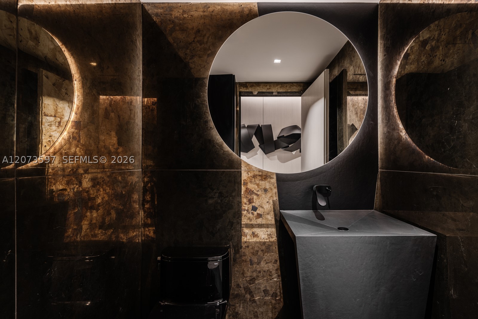 5875 Collins Ave #902, Miami Beach FL 33140