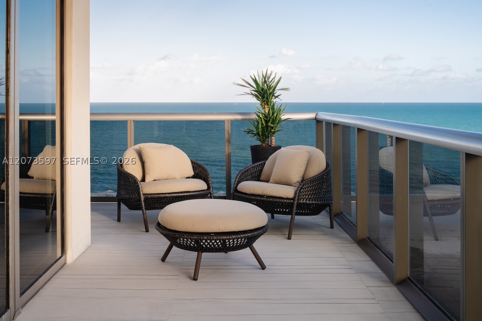 5875 Collins Ave #902, Miami Beach FL 33140