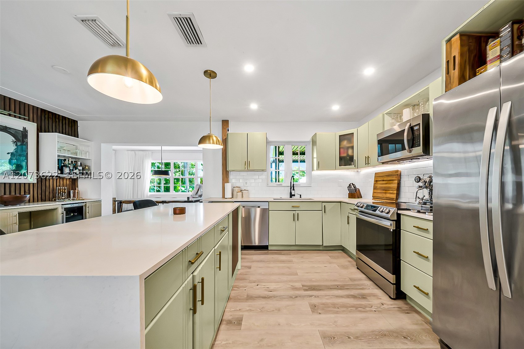 10627 NE 11th Ave, Miami Shores FL 33138