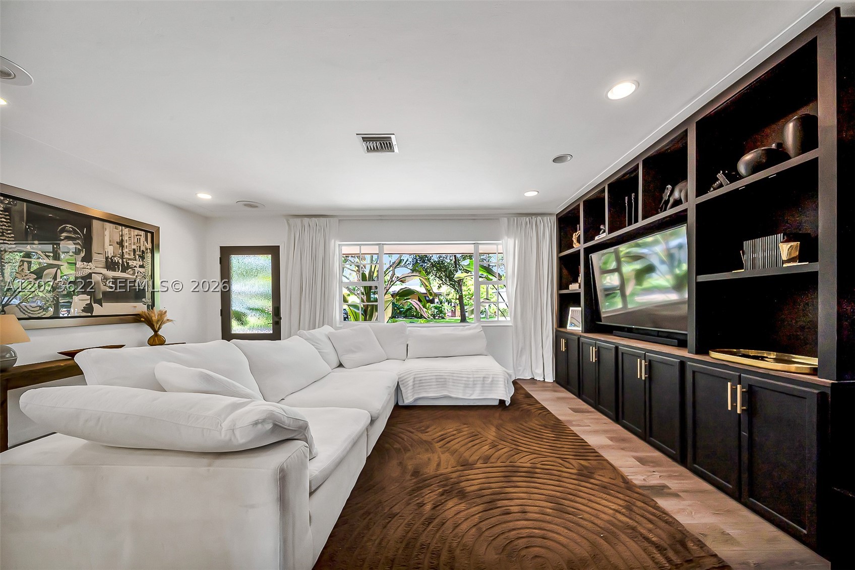 10627 NE 11th Ave, Miami Shores FL 33138