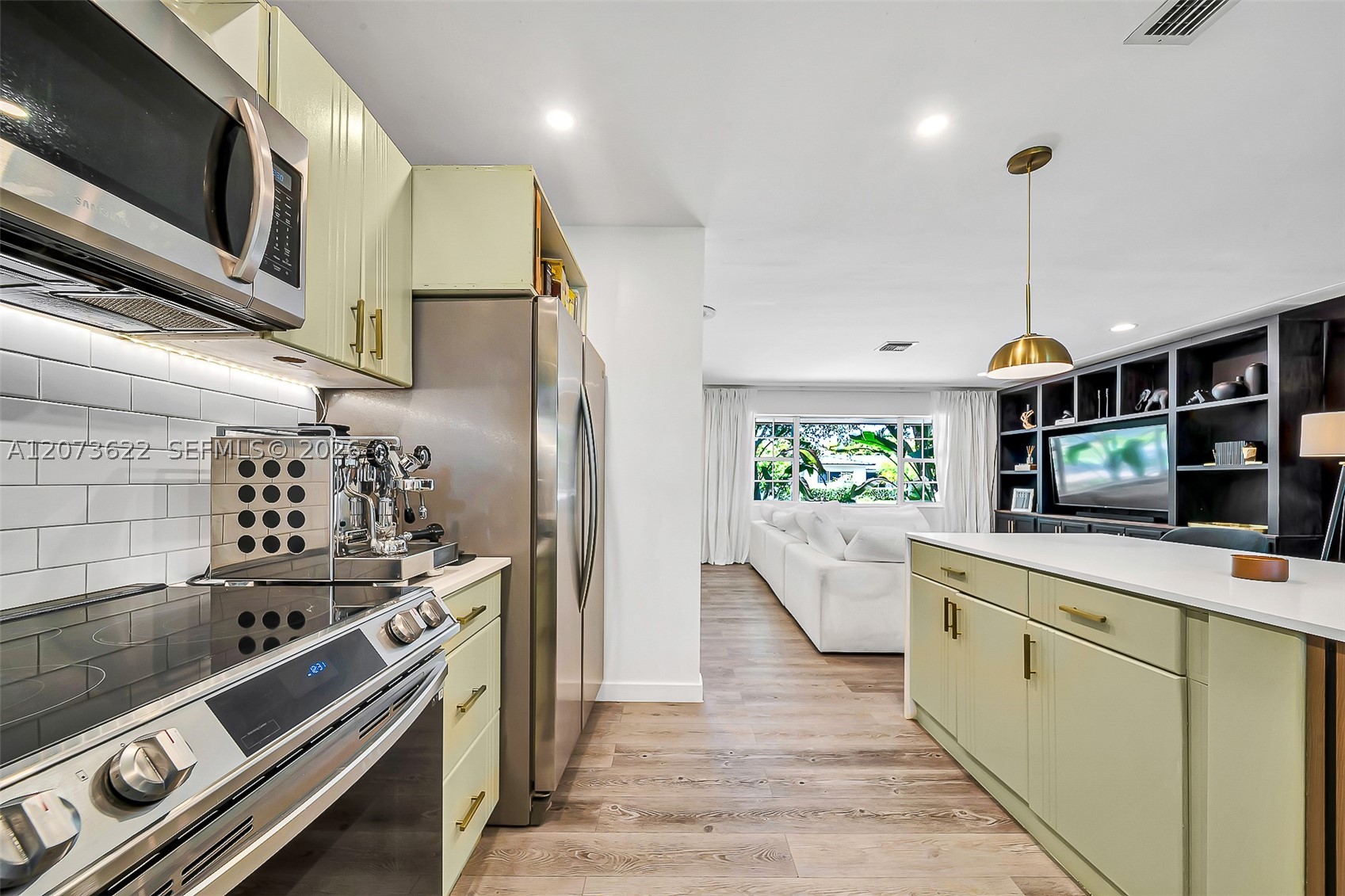 10627 NE 11th Ave, Miami Shores FL 33138