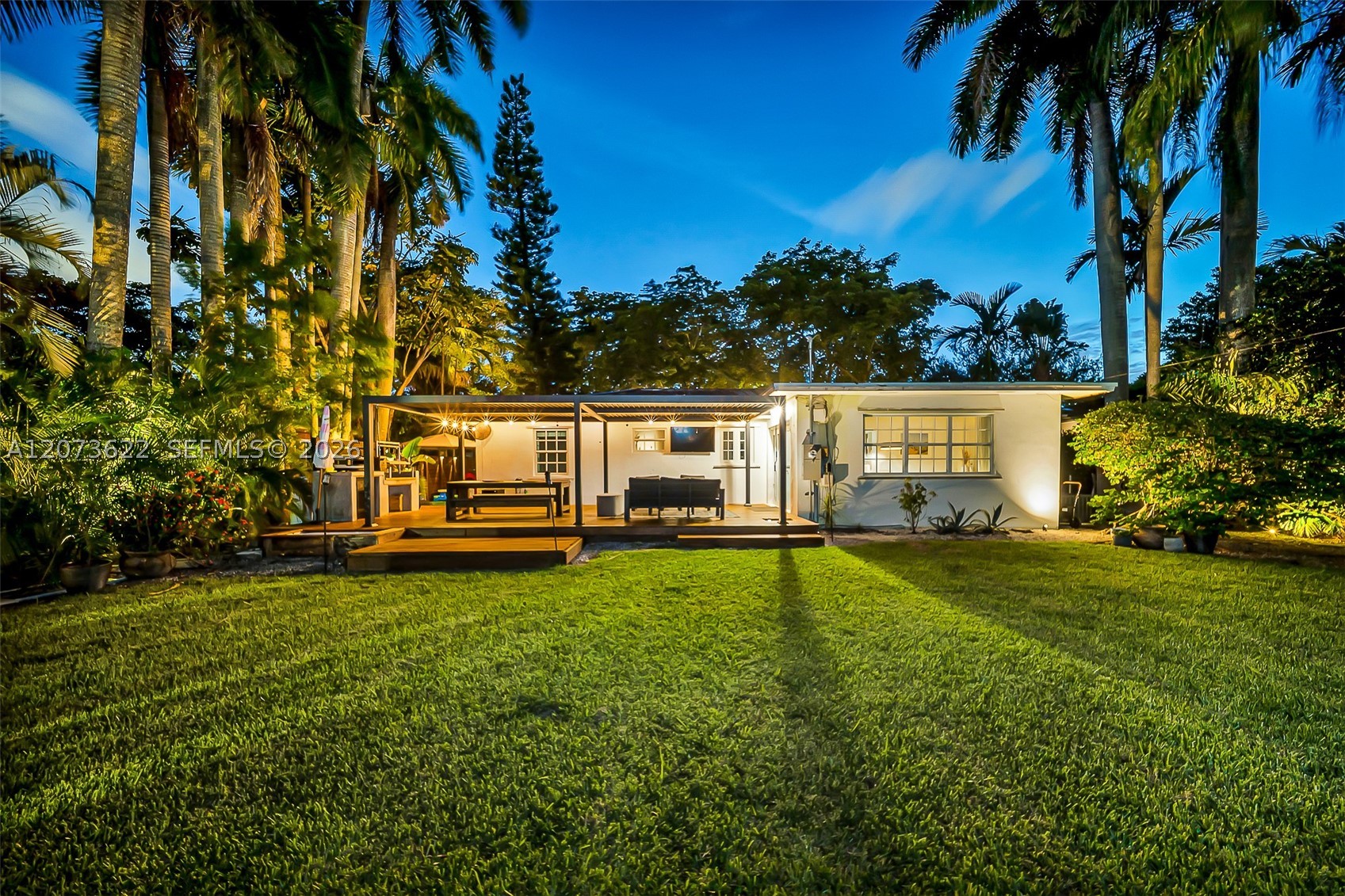 10627 NE 11th Ave, Miami Shores FL 33138