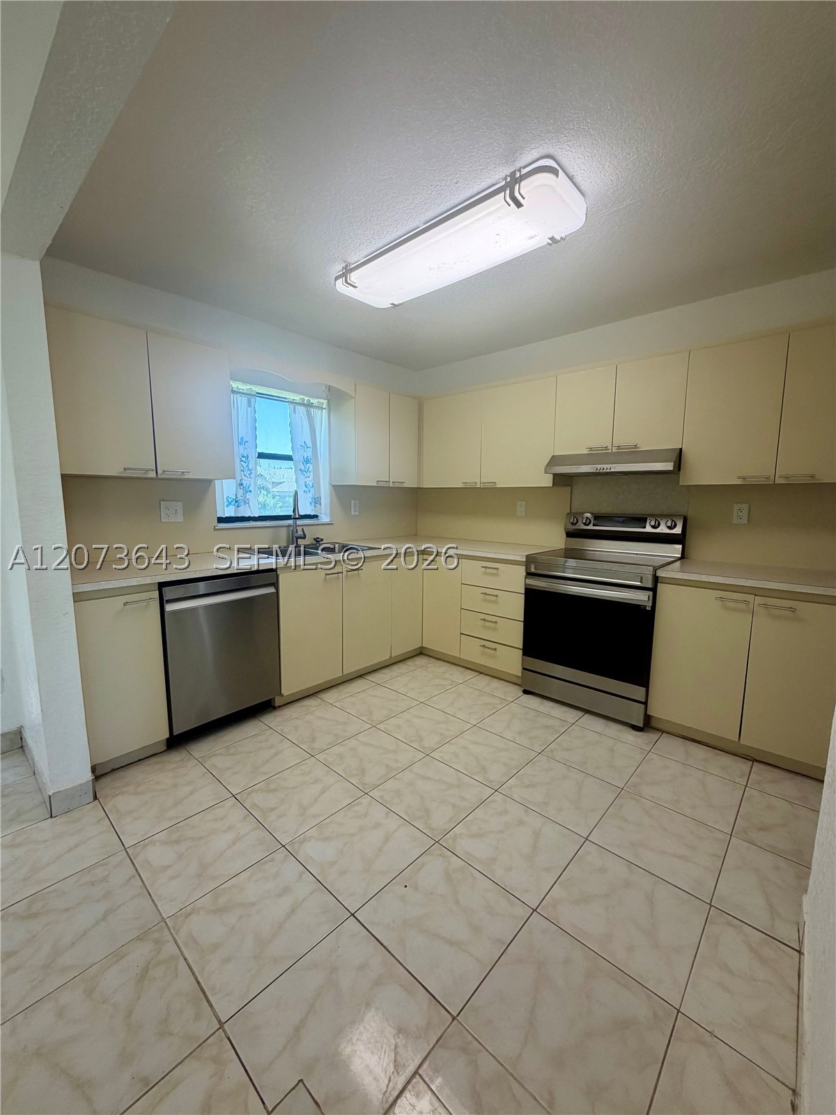 11030 SW 153rd St, Miami FL 33157