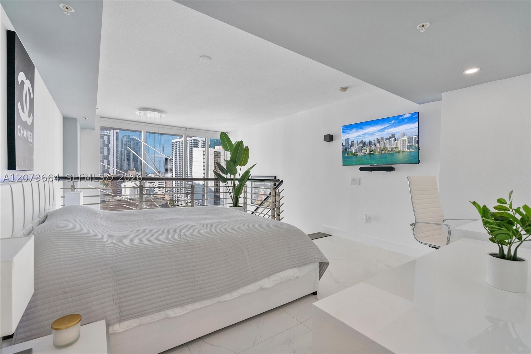 41 SE 5th St #1111, Miami FL 33131