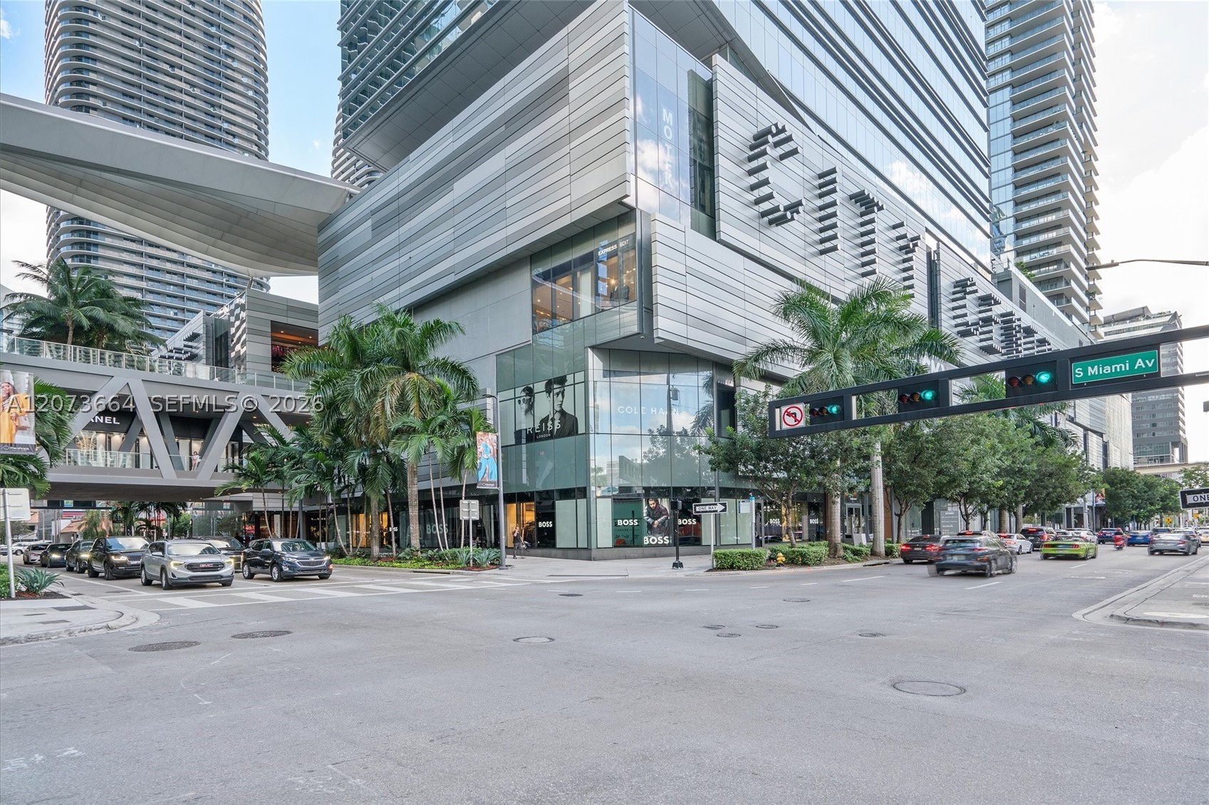 41 SE 5th St #1111, Miami FL 33131