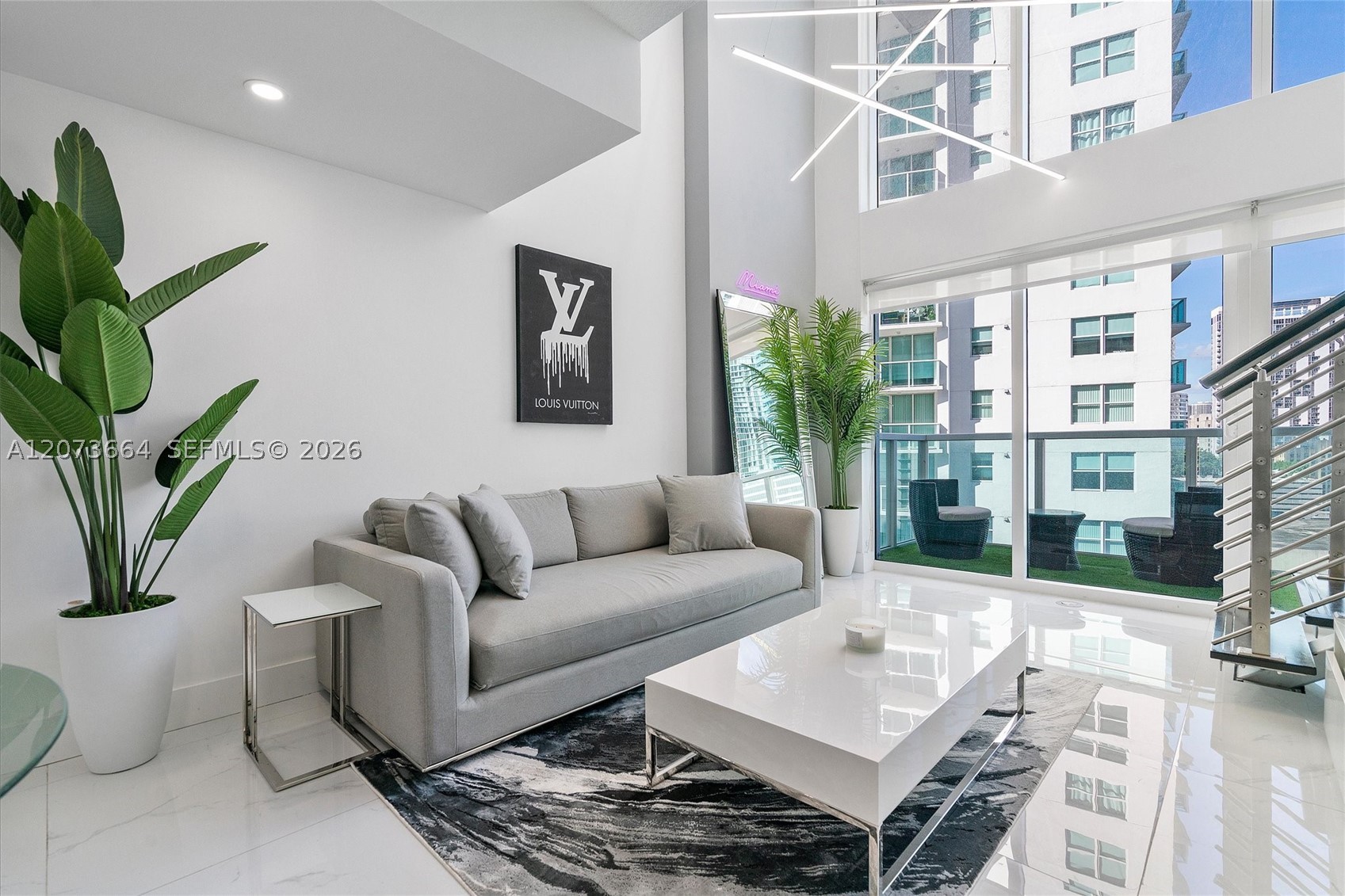 41 SE 5th St #1111, Miami FL 33131