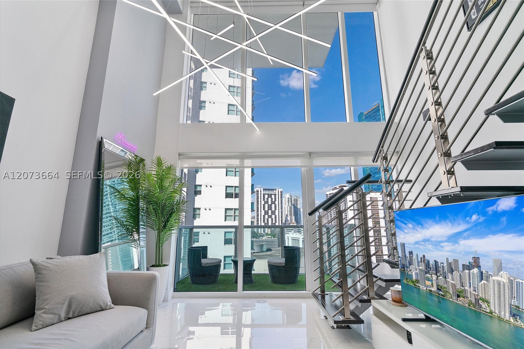 41 SE 5th St #1111, Miami FL 33131