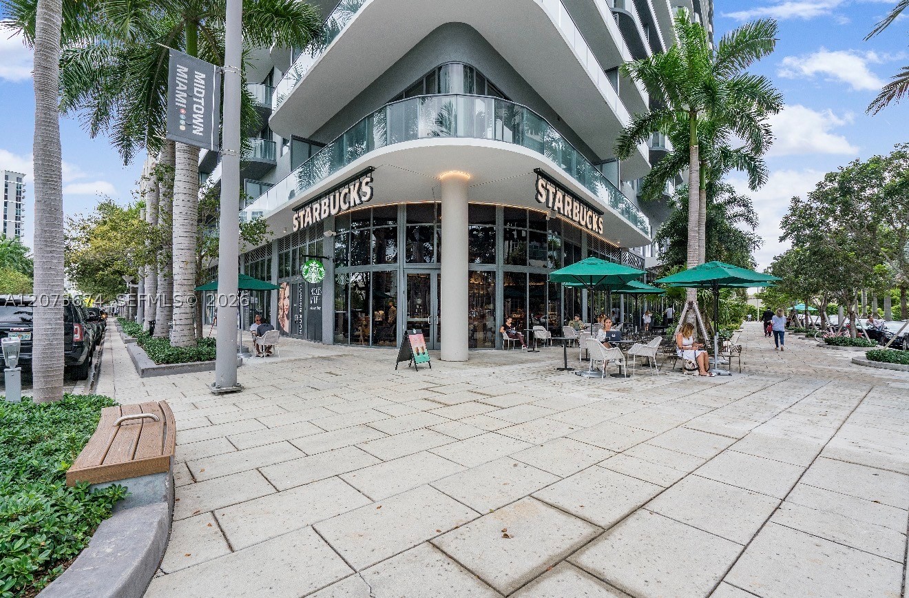121 NE 34th St #2506A, Miami FL 33137